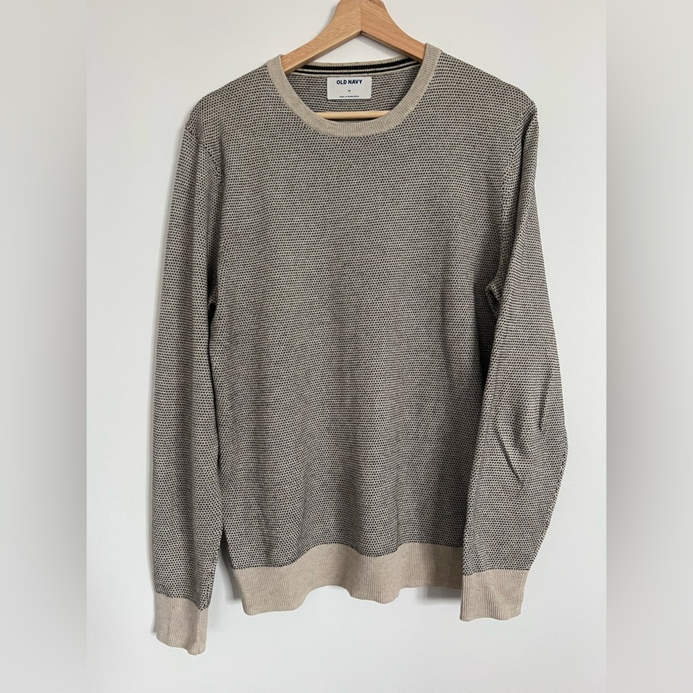 OLD NAVY men’s crewneck sweater